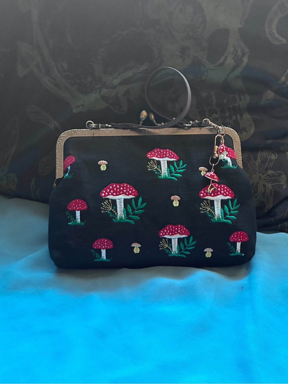 Cute Whimsy Mushroom Purse! Small Dark Brown/Black with Red Capped Mushrooms New